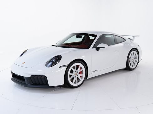 Used 2025 Porsche 911 Carrera 4 GTS image 1