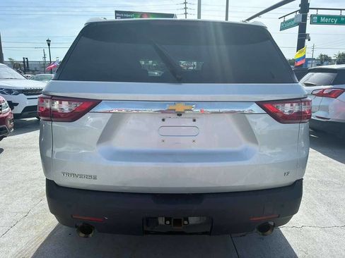 Used 2019 Chevrolet Traverse LT FWD image 9