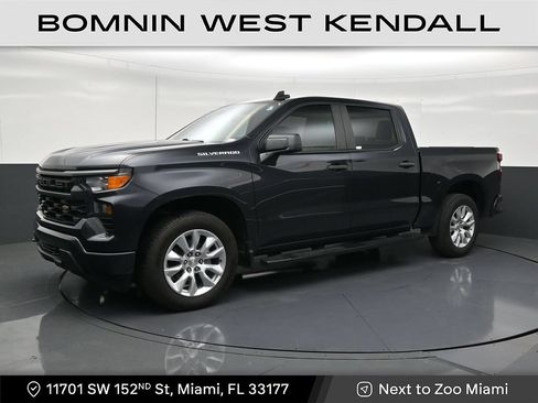 Used 2022 Chevrolet Silverado 1500 Custom RWD image 1