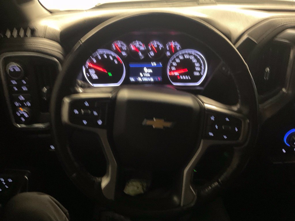 Used 2021 Chevrolet Silverado 1500 LT AWD/4WD image 7