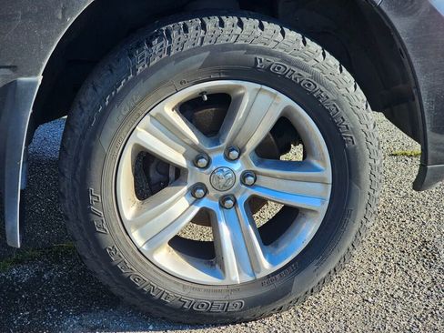 Used 2015 RAM 1500 Sport w/ Sport Premium Group image 10