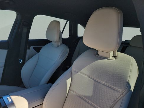 Certified 2026 Mercedes-Benz GLC 300 image 14