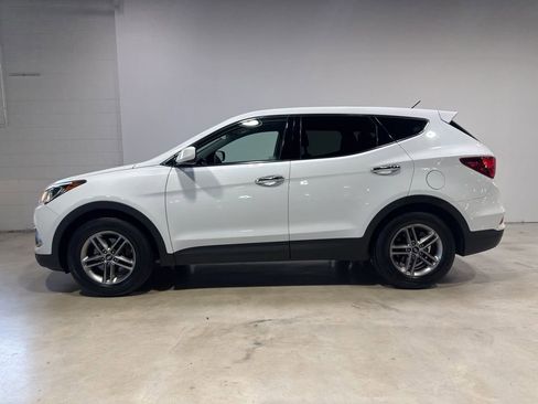 Used 2018 Hyundai Santa Fe Sport FWD image 4