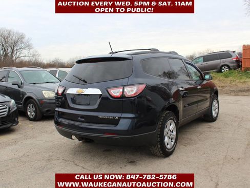 Used 2015 Chevrolet Traverse LS image 4