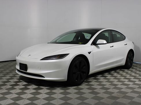 Used 2024 Tesla Model 3 Long Range image 3
