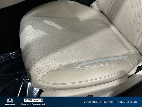 Used 2017 Mercedes-Benz E 300 4MATIC image 19