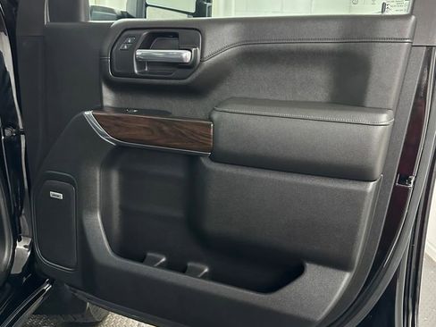 Used 2020 GMC Sierra 2500 SLT w/ SLT Premium Plus Package AWD/4WD image 36