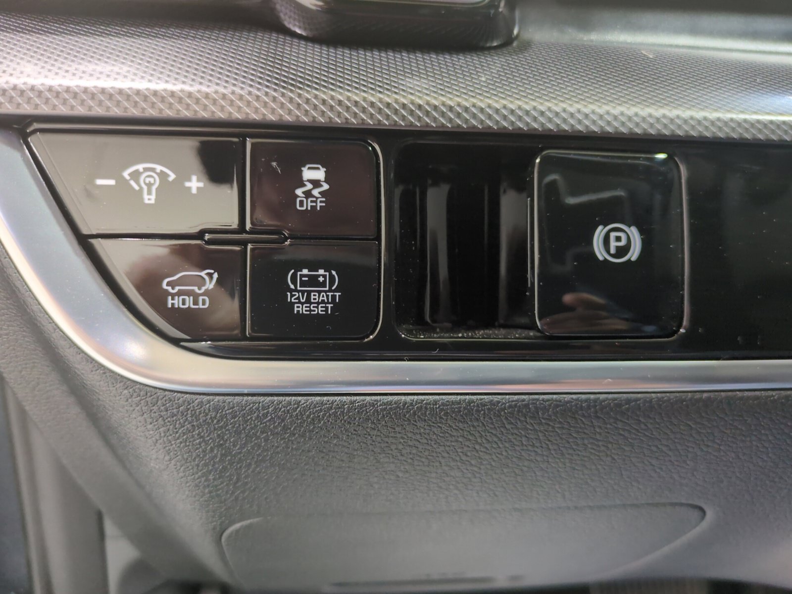 Certified 2025 Kia Sportage SX Prestige AWD/4WD image 20
