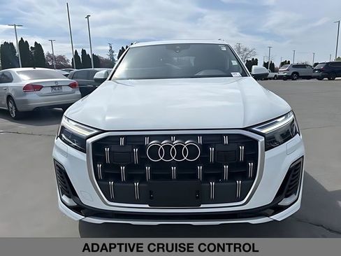 Used 2025 Audi Q7 3.0T Premium Plus AWD/4WD image 8