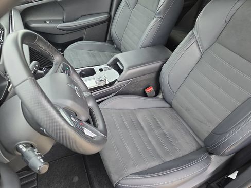 Used 2025 Mitsubishi Outlander SE AWD/4WD image 16
