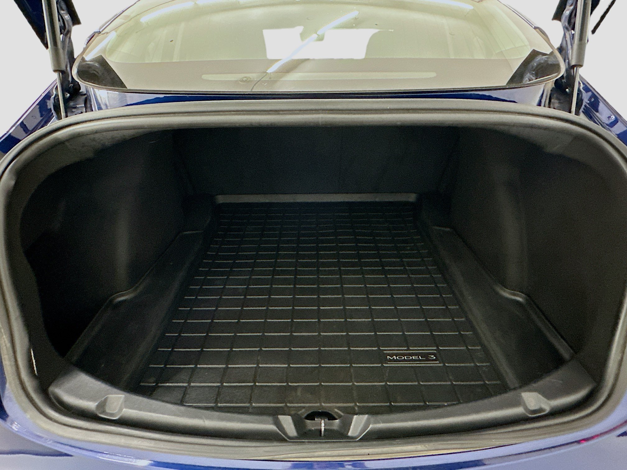 Used 2018 Tesla Model 3 Long Range AWD/4WD image 29