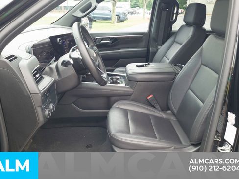Used 2025 Chevrolet Tahoe LT AWD/4WD image 17