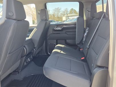 New 2026 GMC Sierra 1500 SLE w/ X31 Off-Road Package