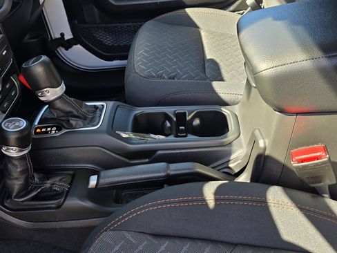 New 2026 Jeep Gladiator Mojave AWD/4WD image 13