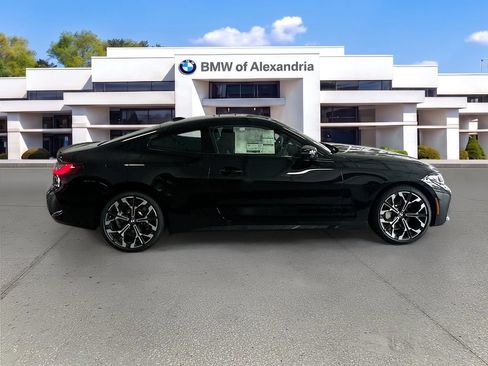 Used 2026 BMW 430i xDrive Coupe w/ M Sport Package AWD/4WD image 8