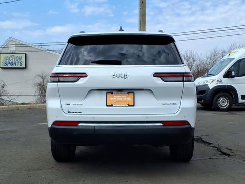 Certified 2023 Jeep Grand Cherokee L Limited image 4