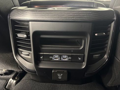 Used 2024 RAM 2500 Limited AWD/4WD image 53