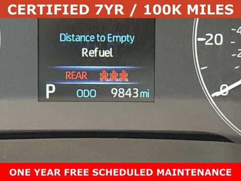 Used 2025 Toyota Corolla Cross LE FWD image 27