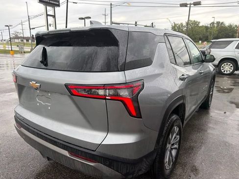 Used 2026 Chevrolet Equinox LT AWD/4WD image 16