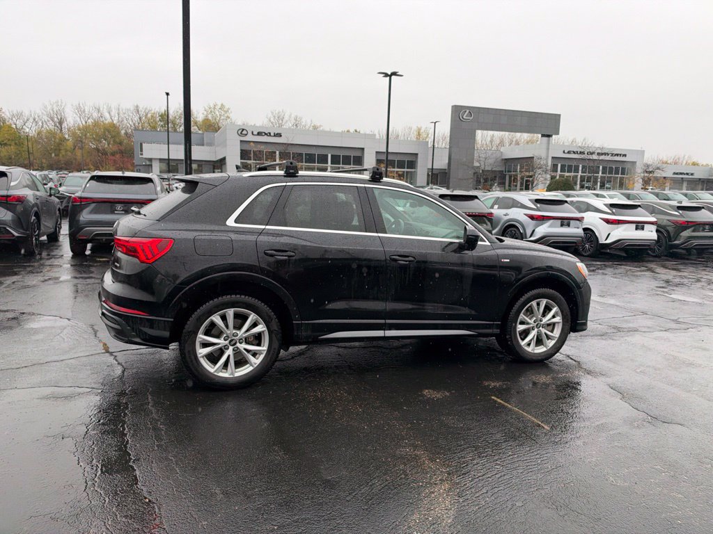 Used 2022 Audi Q3 2.0T Premium AWD/4WD image 15