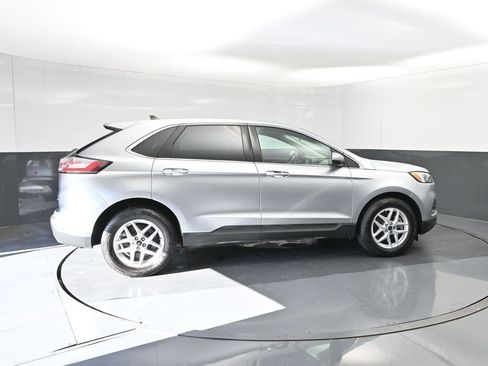 Used 2023 Ford Edge SEL image 15