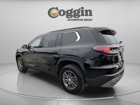 Used 2025 GMC Acadia Elevation image 4