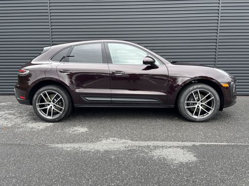 New 2026 Porsche Macan AWD/4WD image 6