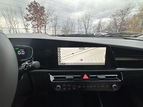 New 2026 Kia Niro EX image 21