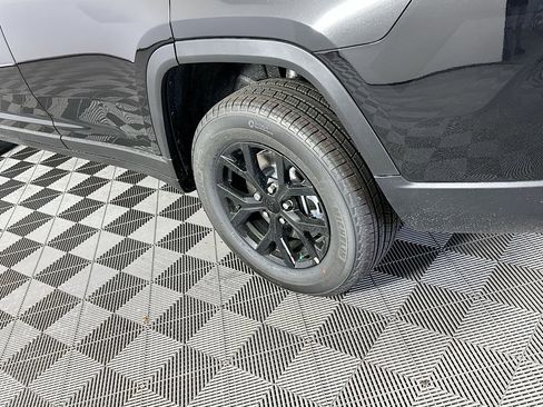 New 2026 Jeep Grand Cherokee L 4WD image 40