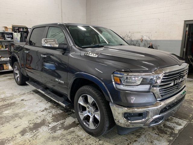 Used 2019 RAM 1500 Laramie AWD/4WD image 4