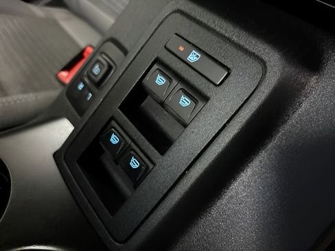 Used 2022 Ford Bronco Outer Banks image 11