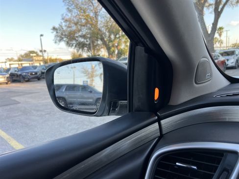 Used 2018 Nissan Murano SL w/ Moonroof Package image 27