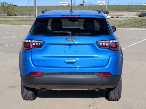 New 2026 Jeep Compass Latitude image 7