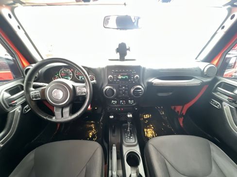 Used 2015 Jeep Wrangler Unlimited Sport w/ Quick Order Package 24S image 14