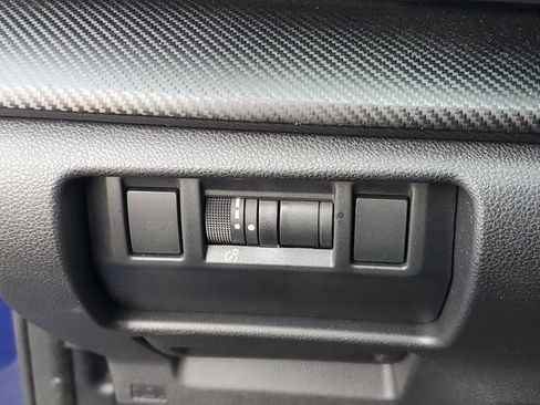 Certified 2024 Subaru Crosstrek 2.0i Premium AWD/4WD image 19