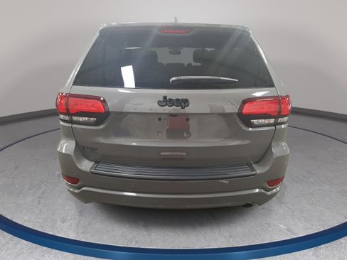 Used 2022 Jeep Grand Cherokee Laredo X RWD image 6