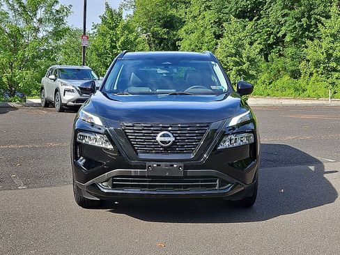 Certified 2023 Nissan Rogue SV w/ SV Premium B Package AWD/4WD image 2