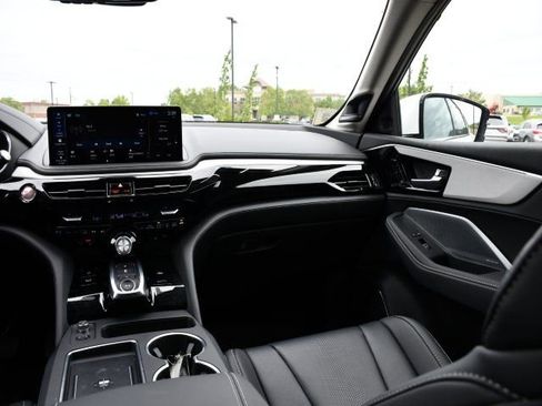 Certified 2026 Acura MDX FWD w/ Technology Package image 19