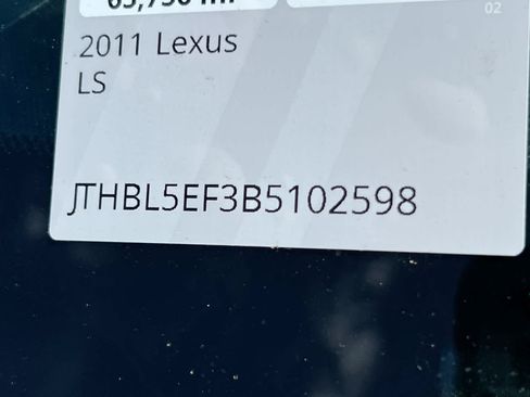 Used 2011 Lexus LS 460 w/ Luxury Value Edition RWD image 23