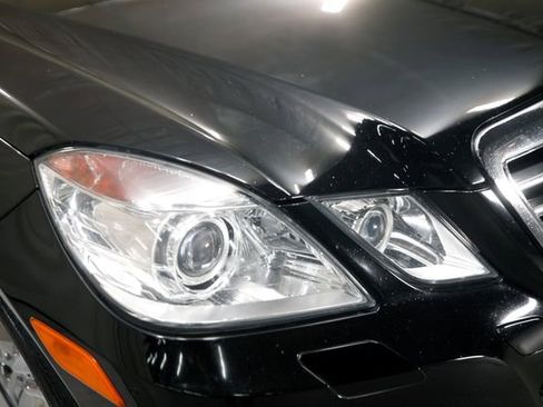 Used 2010 Mercedes-Benz E 550 Sedan image 8