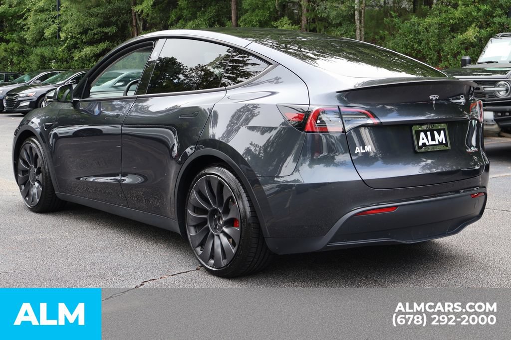 Used 2024 Tesla Model Y Performance AWD/4WD image 8