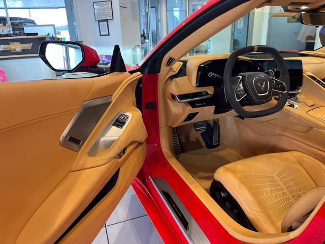 Used 2020 Chevrolet Corvette Stingray Premium Cpe w/ 3LT Preferred Equipment Group RWD image 4