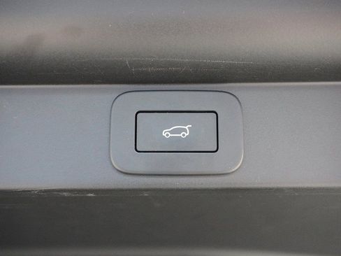 Used 2024 Land Rover Range Rover Long Wheelbase Autobiography AWD/4WD image 26