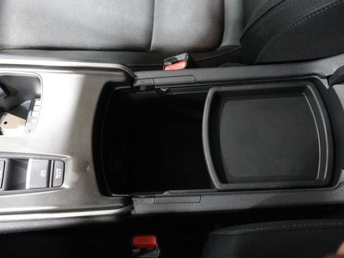 Used 2020 Honda Accord Hybrid image 31