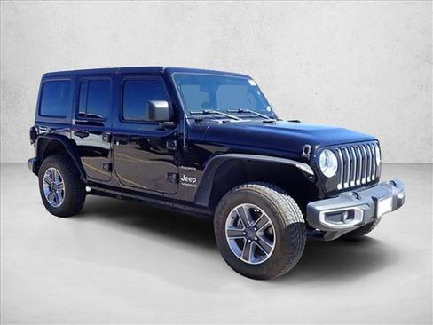 Used 2021 Jeep Wrangler Unlimited Sahara AWD/4WD image 5