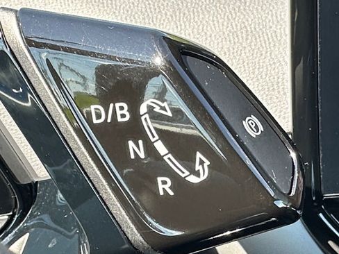 Used 2023 Volkswagen ID.4 Pro S Plus AWD/4WD image 19