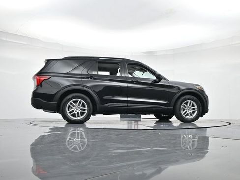 New 2026 Ford Explorer Active image 34