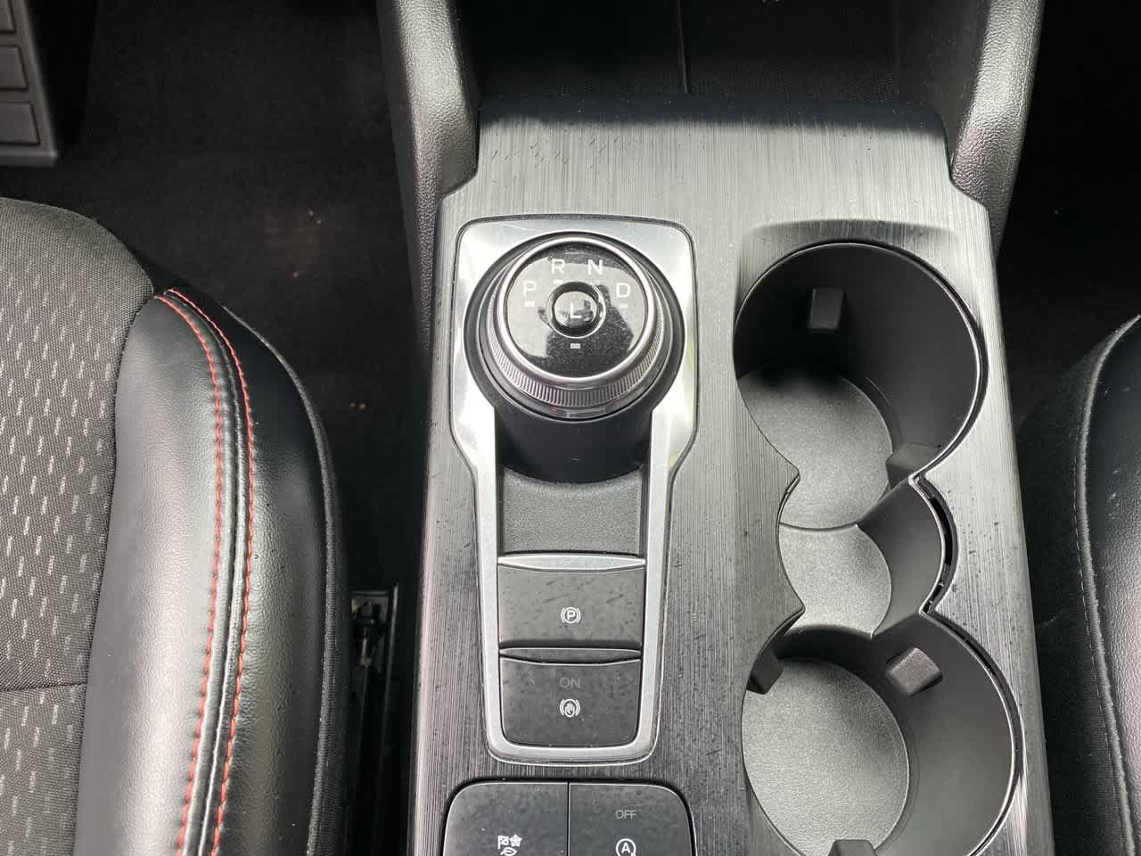 Used 2025 Ford Escape ST-Line Select AWD/4WD image 24