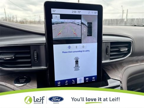Used 2023 Ford Explorer Platinum w/ Technology Package image 28