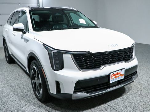 Used 2025 Kia Sorento EX w/ EX Panoramic Sunroof Package AWD/4WD image 5